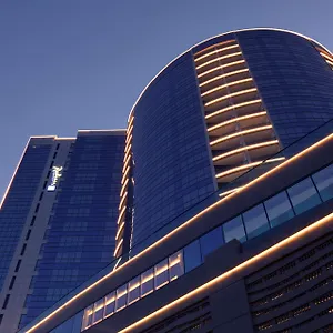 https://radisson-blu-hotel-dubai-waterfront.dubaihotelsoffers.com