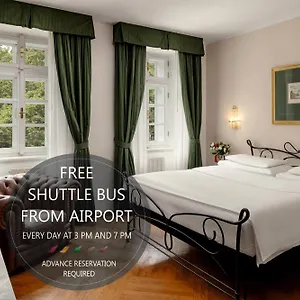 https://hotel-roma-prague.praguehotelsweb.com